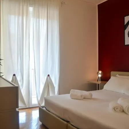 Joivy Lovely For 4 Next To Bus And Metro Station Milán