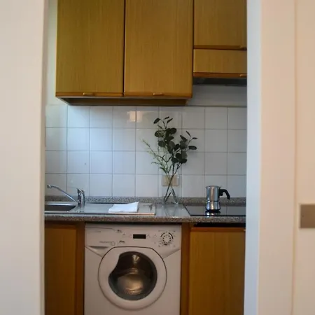 Apartamento Joivy Lovely For 4 Next To Bus And Metro Station *